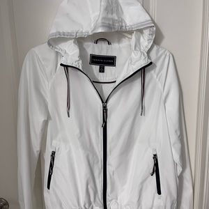 Rain Jacket, never worn but no tags. Size Large but was too large for me.